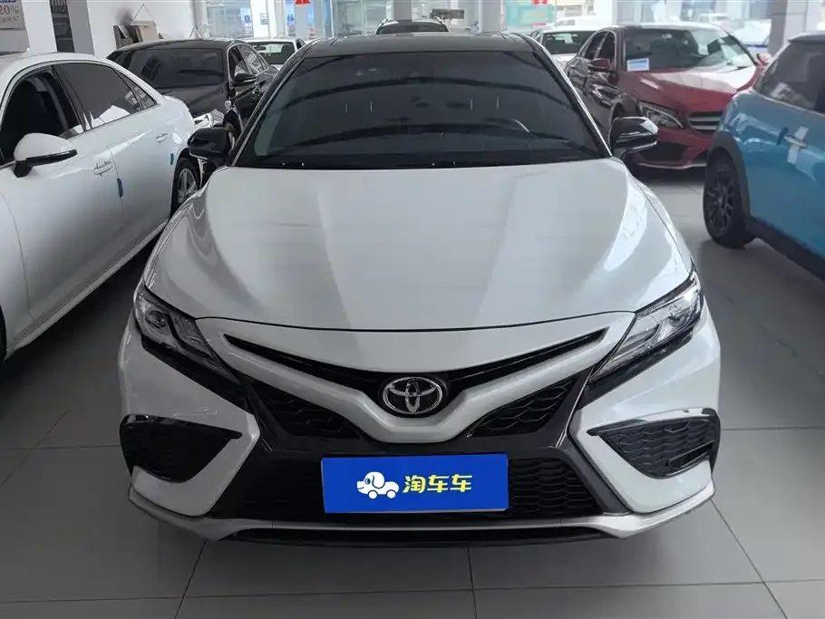 Toyota Camry 2022 из CN, фото 5