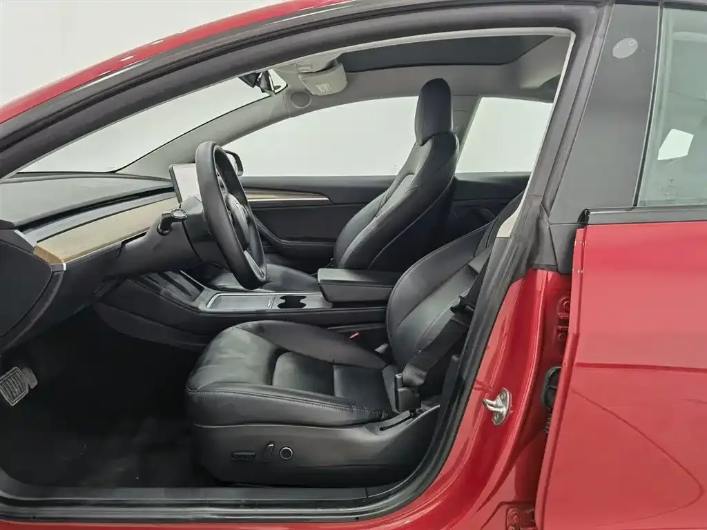 Tesla Model 3 2021 из CN, фото 10