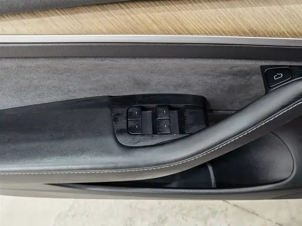 Tesla Model 3 2021 из CN, фото 9