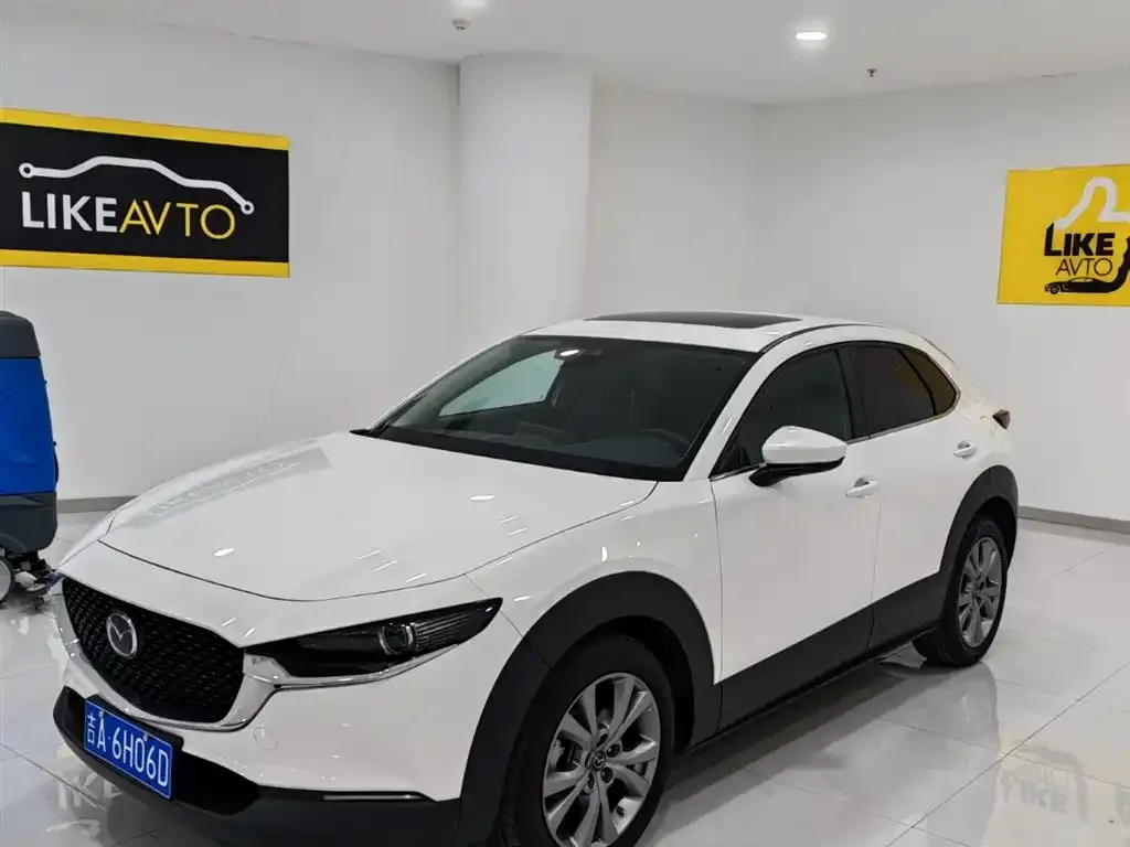 Mazda CX-30 2023 из CN, фото 3