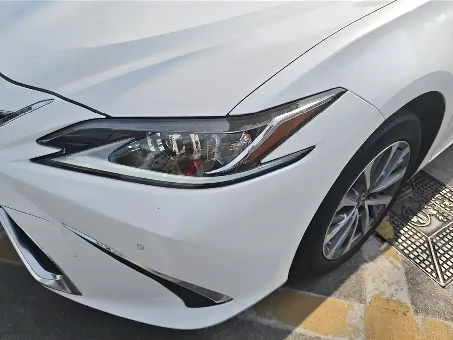 Lexus ES 2022 из CN, фото 6
