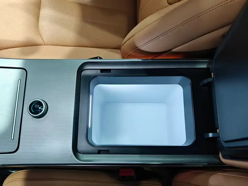 BYD Han L 2025 из CN, фото 2