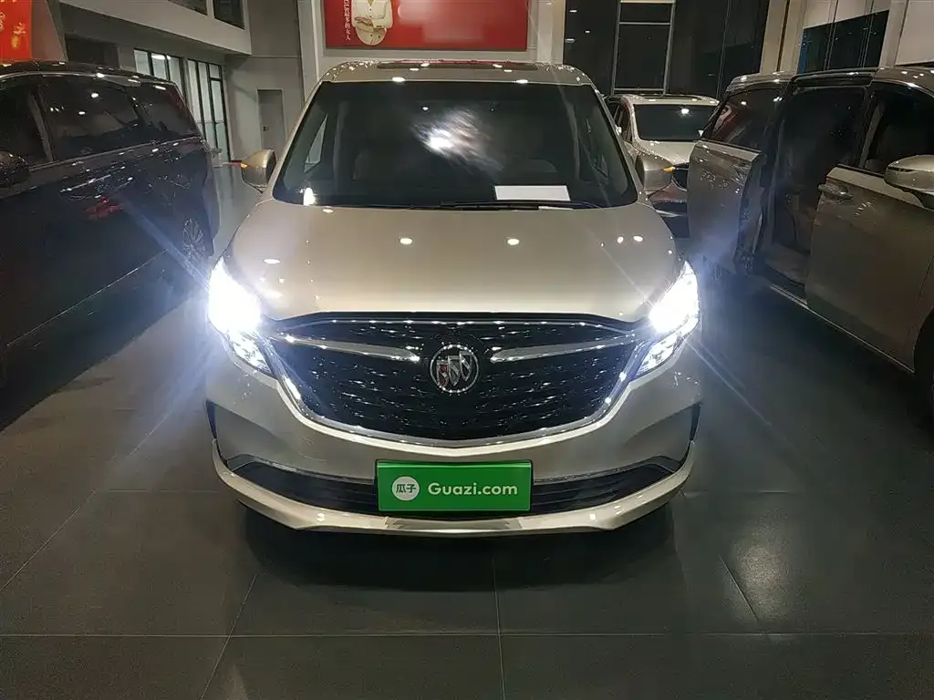 Buick GL8 2022 из CN, фото 9