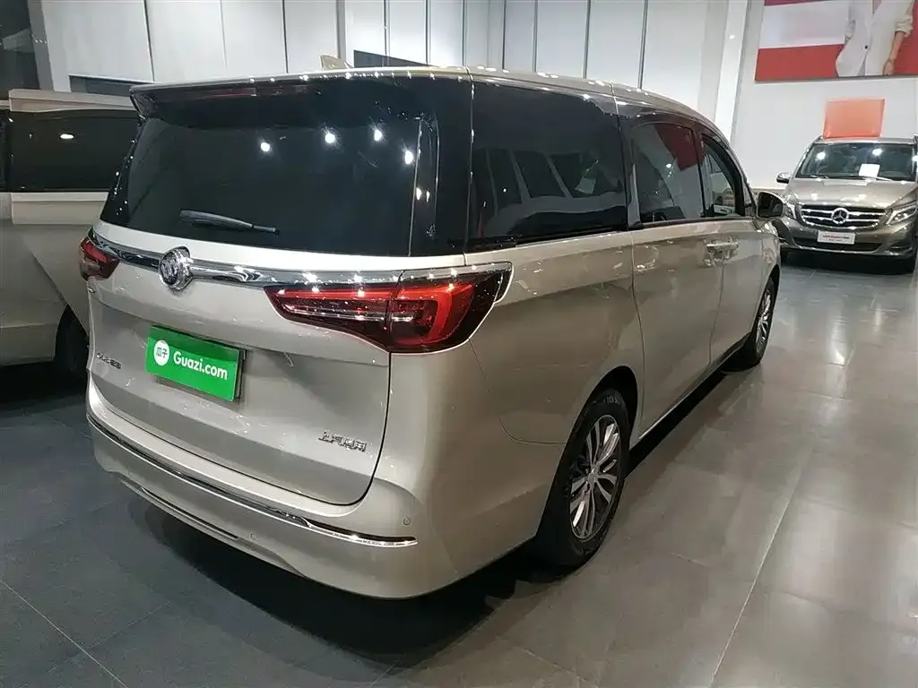 Buick GL8 2022 из CN, фото 8