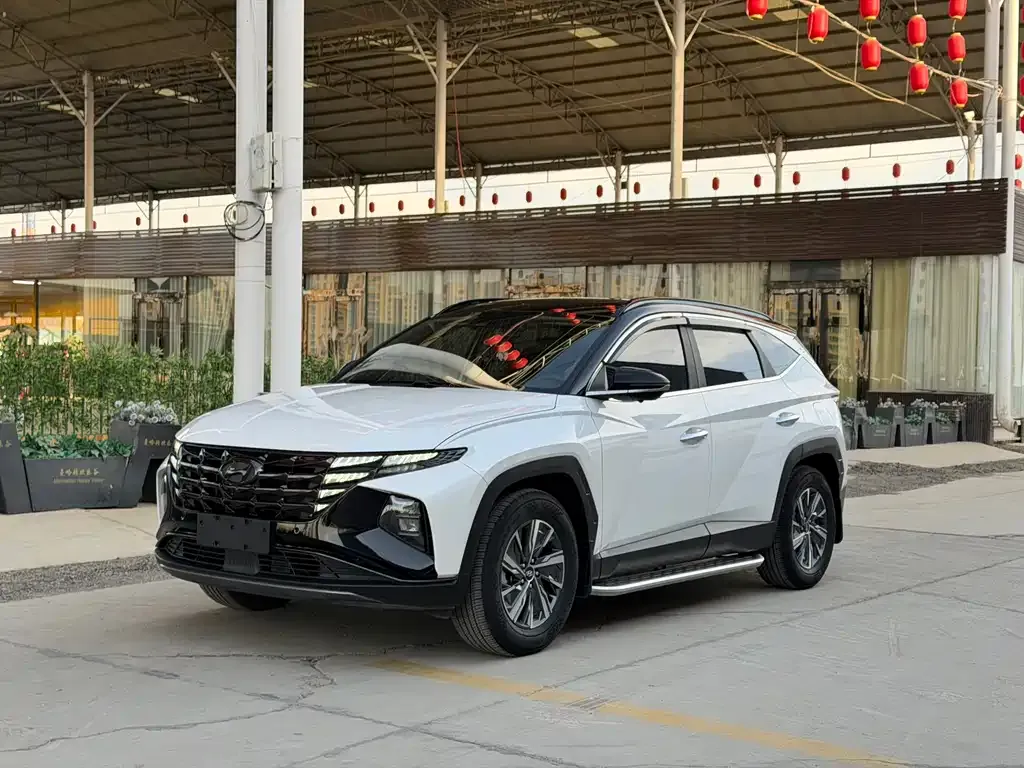Hyundai Tucson — фото 1