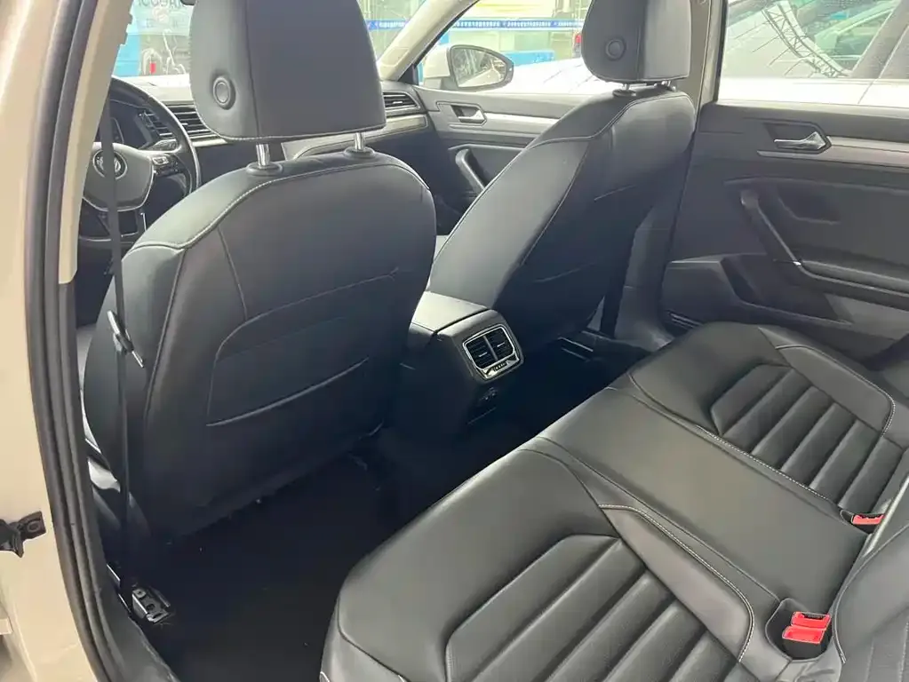 Volkswagen Lamando 2021 из CN, фото 8