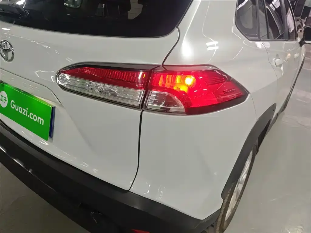 Toyota Frontlander 2023 из CN, фото 4