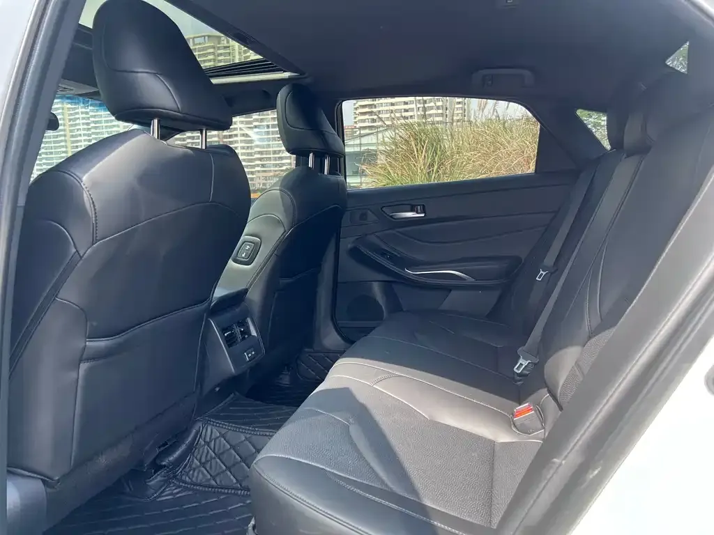 Toyota Avalon 2024 из CN, фото 6