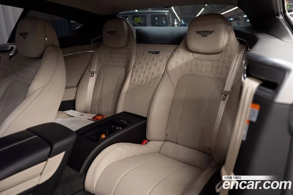 Bentley Continental 2021 из KR, фото 4