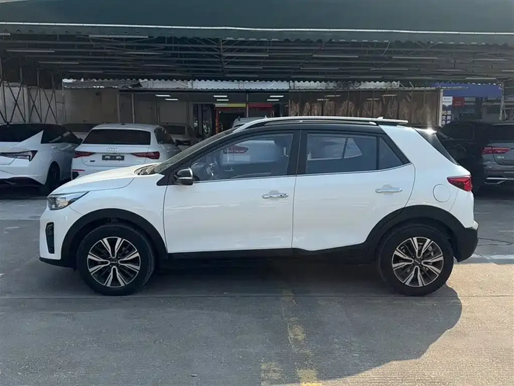 Kia KX1 2022 из CN, фото 4