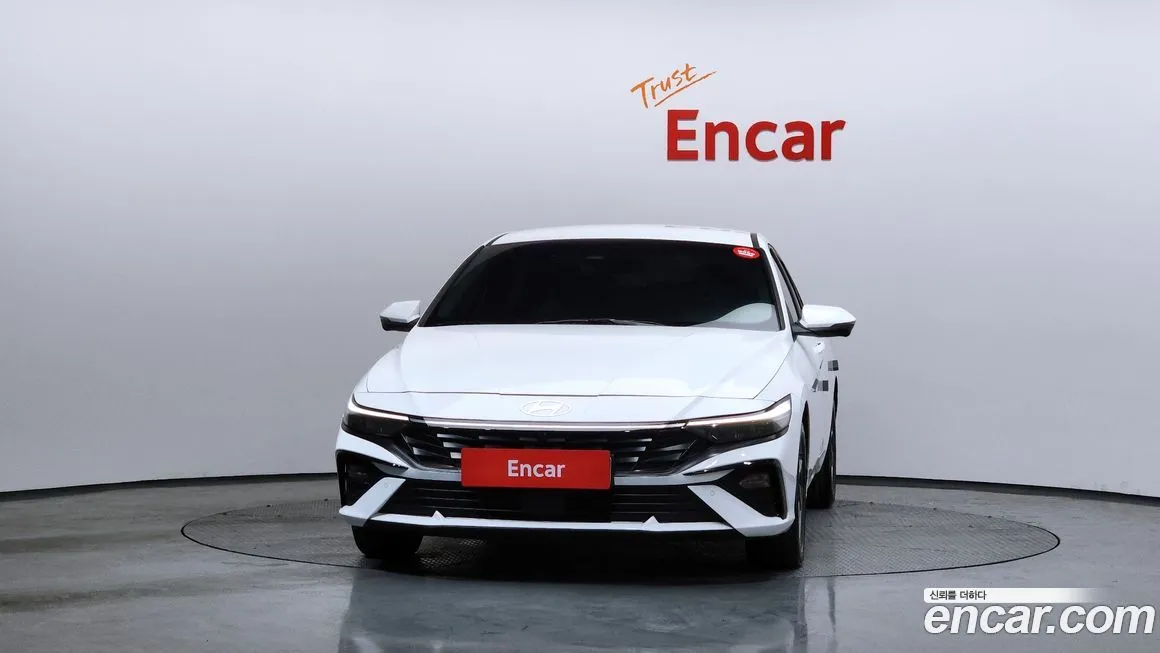Hyundai AVANTE — фото 3