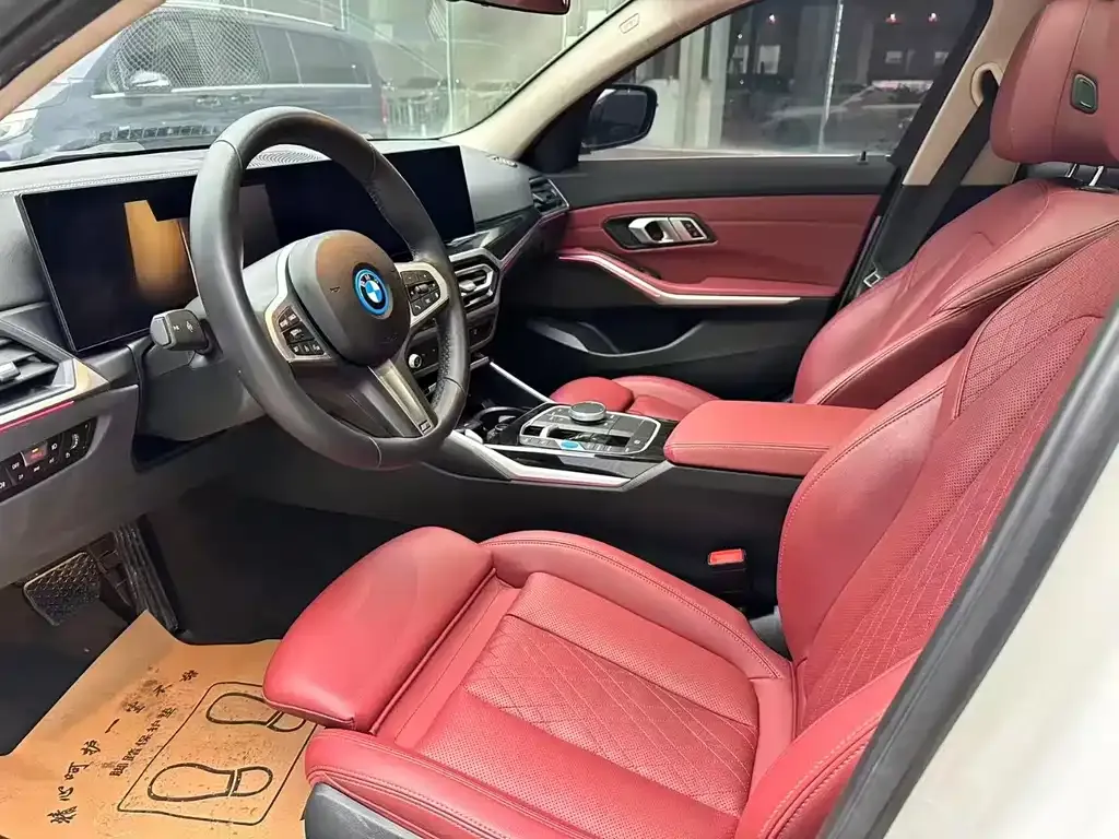 BMW i3 — фото 7