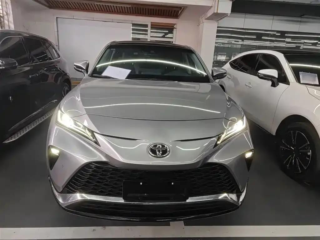 Toyota Venza 2024 из CN, фото 2