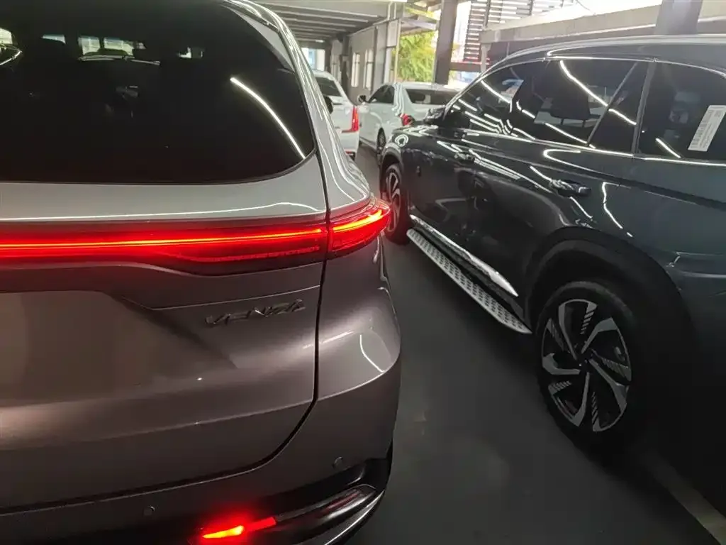 Toyota Venza 2024 из CN, фото 7
