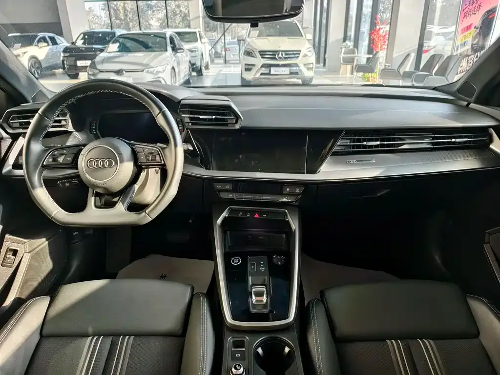 Audi A3 2024 из CN, фото 5