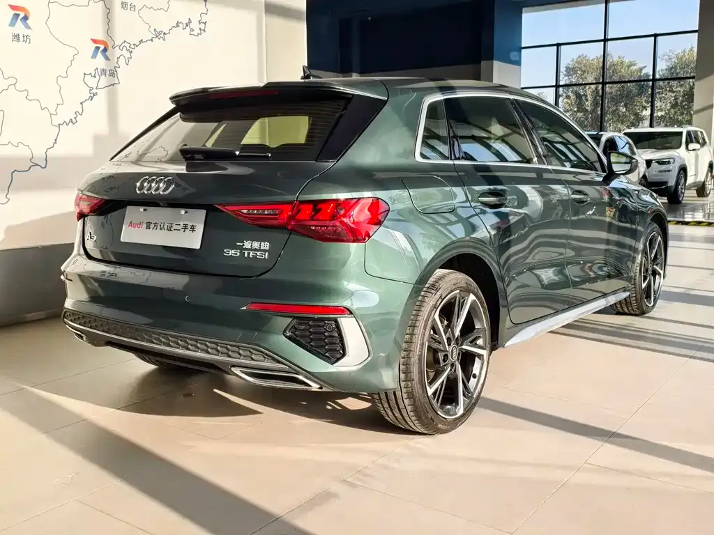 Audi A3 2024 из CN, фото 8
