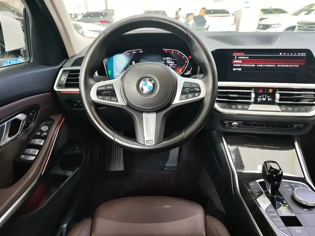 BMW 3 Series 2022 из CN, фото 9