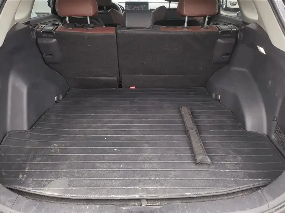 Toyota RAV4 2023 из CN, фото 2