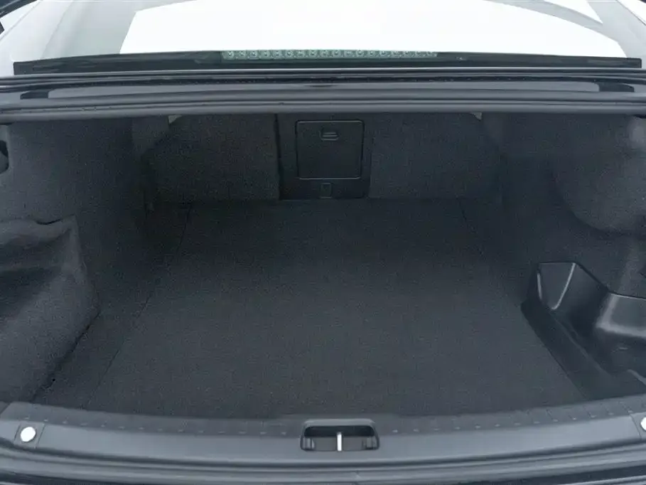 Volvo S90 PHEV 2024 из CN, фото 7