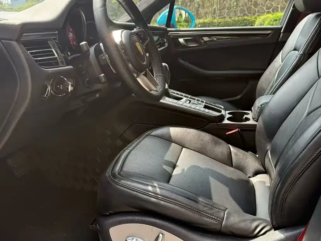 Porsche Macan 2021 из CN, фото 7