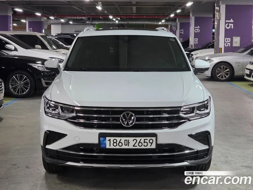 Volkswagen Tiguan — фото 1