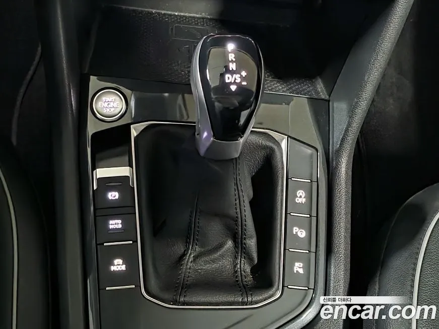 Volkswagen Tiguan — фото 9