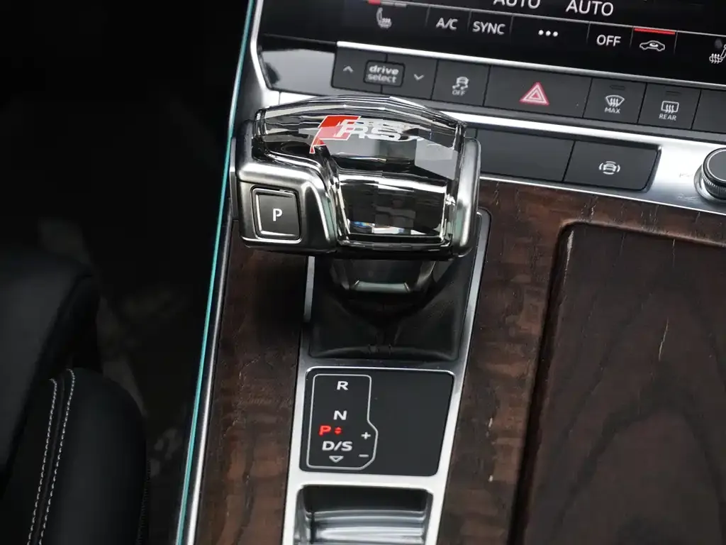 Audi A7 2021 из CN, фото 8