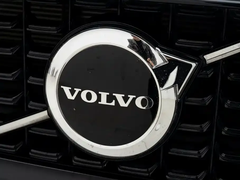 Volvo S60 2024 из CN, фото 7