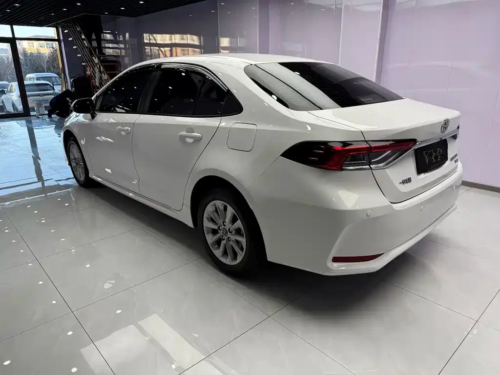 Toyota Corolla 2022 из CN, фото 9