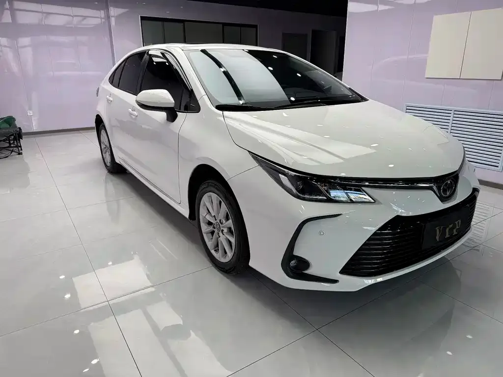 Toyota Corolla 2022 из CN, фото 2