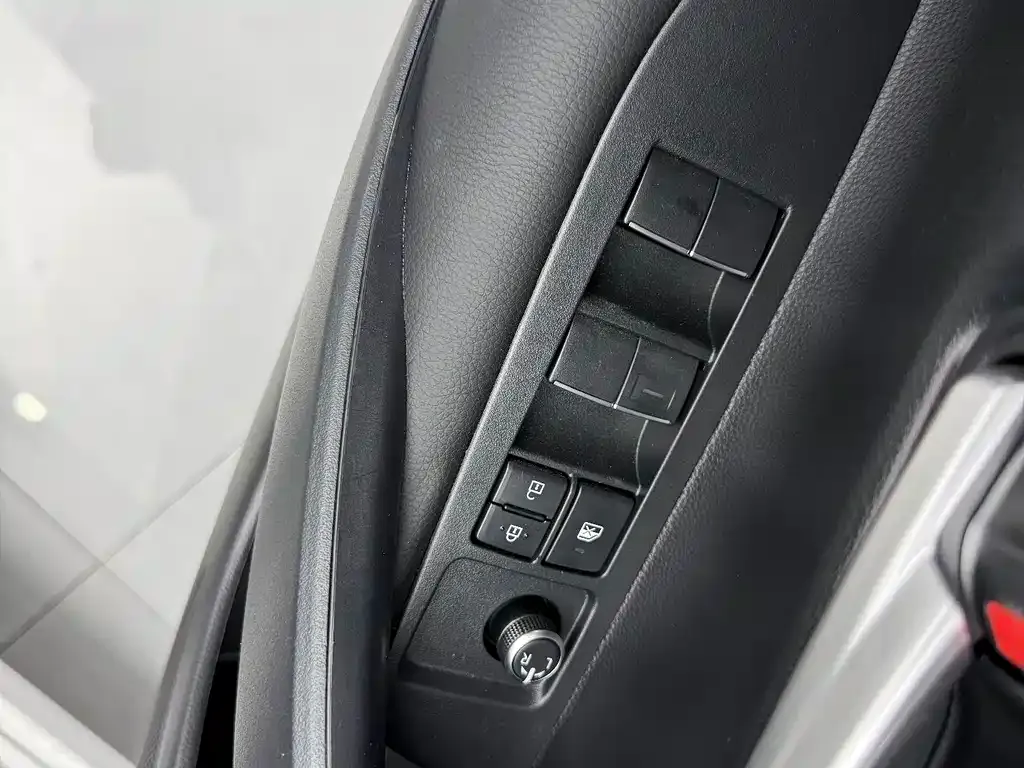 Toyota Corolla 2022 из CN, фото 8