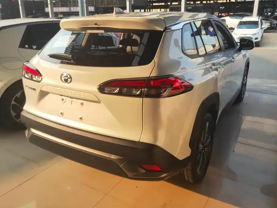 Toyota Frontlander 2022 из CN, фото 9