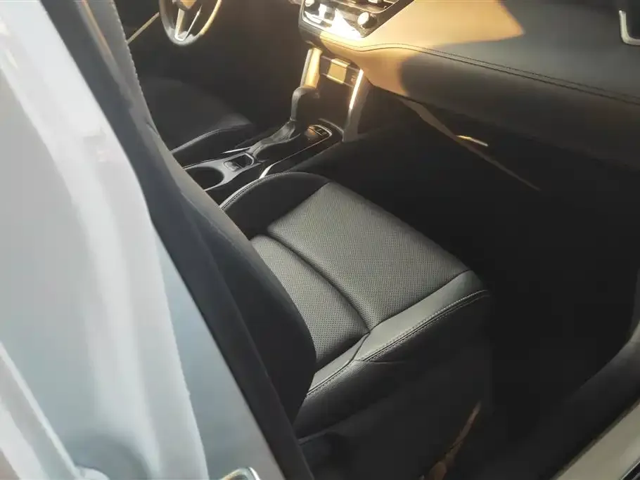 Toyota Frontlander 2022 из CN, фото 8