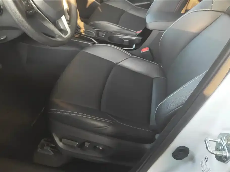 Toyota Frontlander 2022 из CN, фото 6