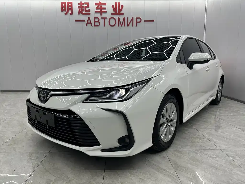 Toyota Corolla 2022 из CN, фото 1