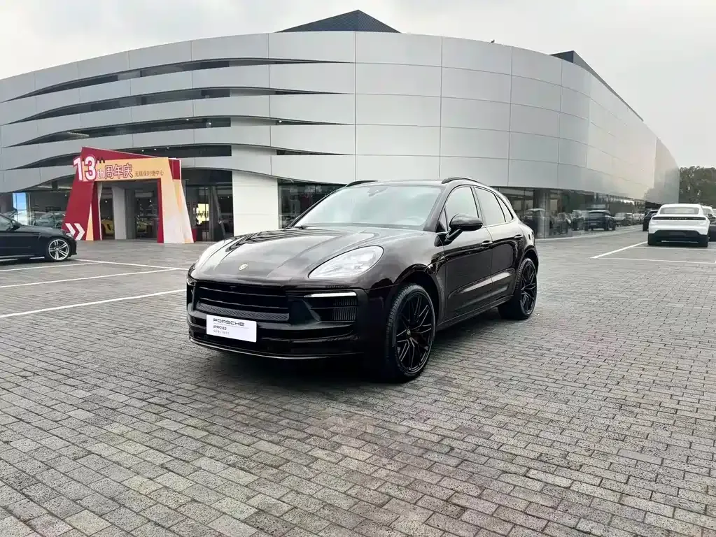 Porsche Macan — фото 1
