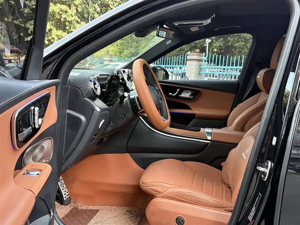 Mercedes-Benz GLC 2024 из CN, фото 6