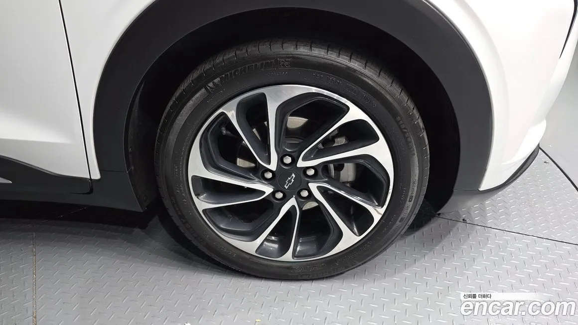 Chevrolet (GM Daewoo) Bolt EUV 2023 из KR, фото 7