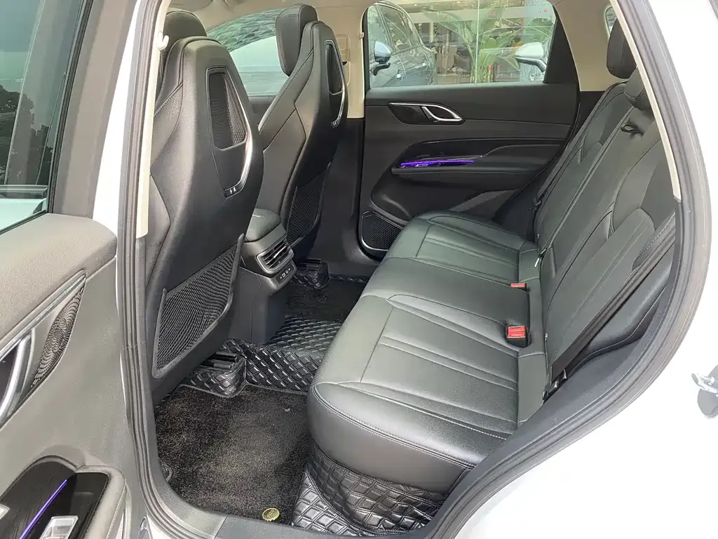 Hongqi HS3 PHEV 2025 из CN, фото 10