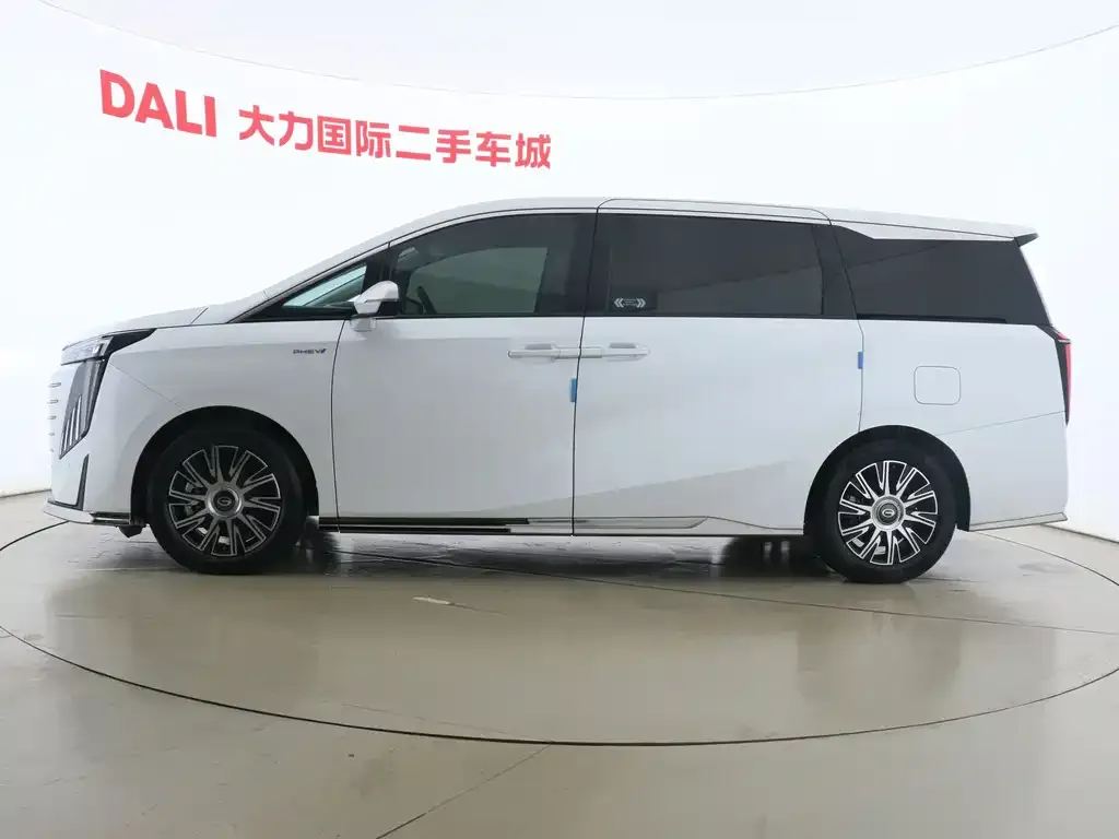 GAC Motor Trumpchi E9 — фото 4