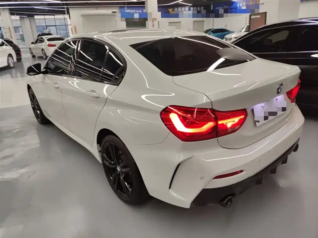 BMW 1 Series 2022 из CN, фото 5