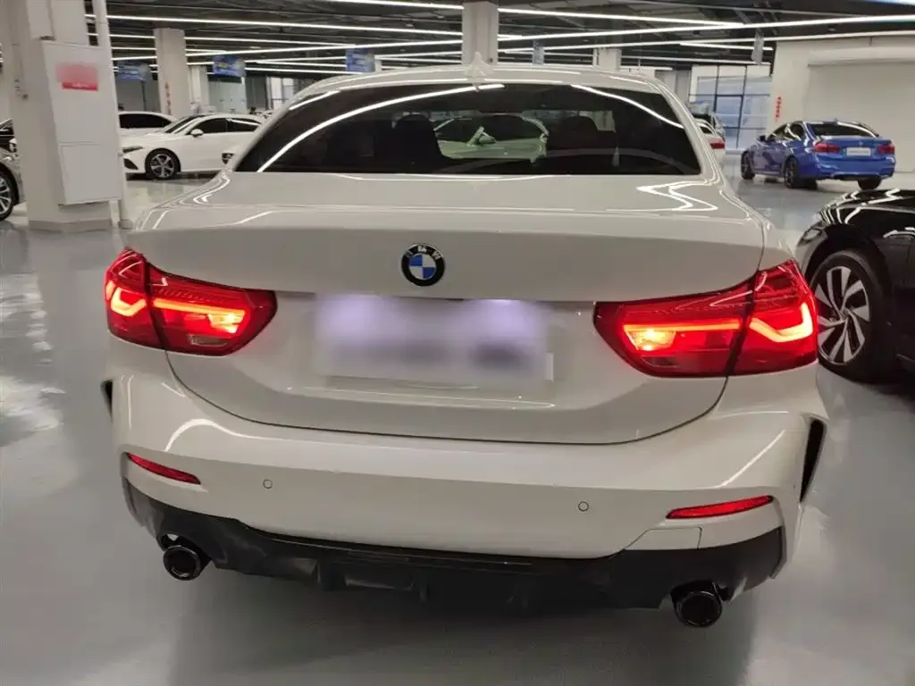 BMW 1 Series 2022 из CN, фото 3