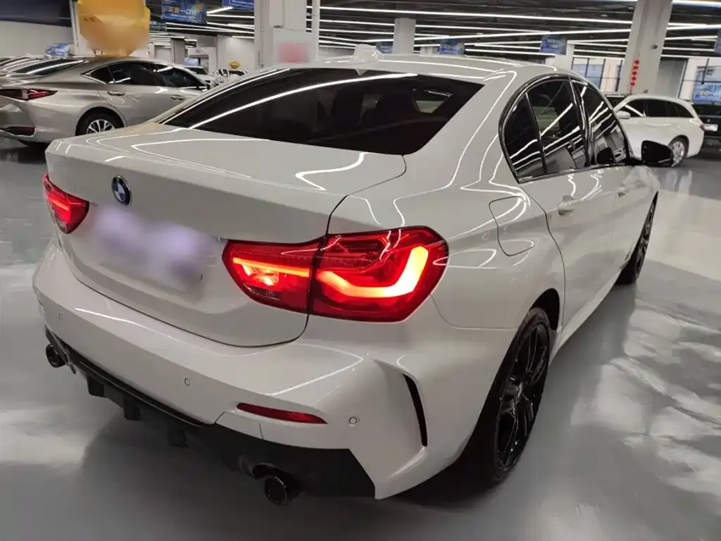 BMW 1 Series 2022 из CN, фото 9
