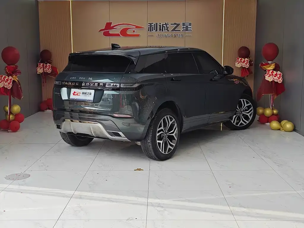 Land Rover Evoque 2022 из CN, фото 3