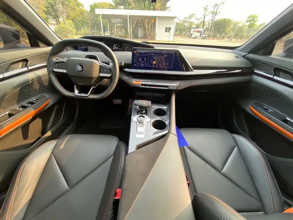 Changan UNI-V 2022 из CN, фото 7