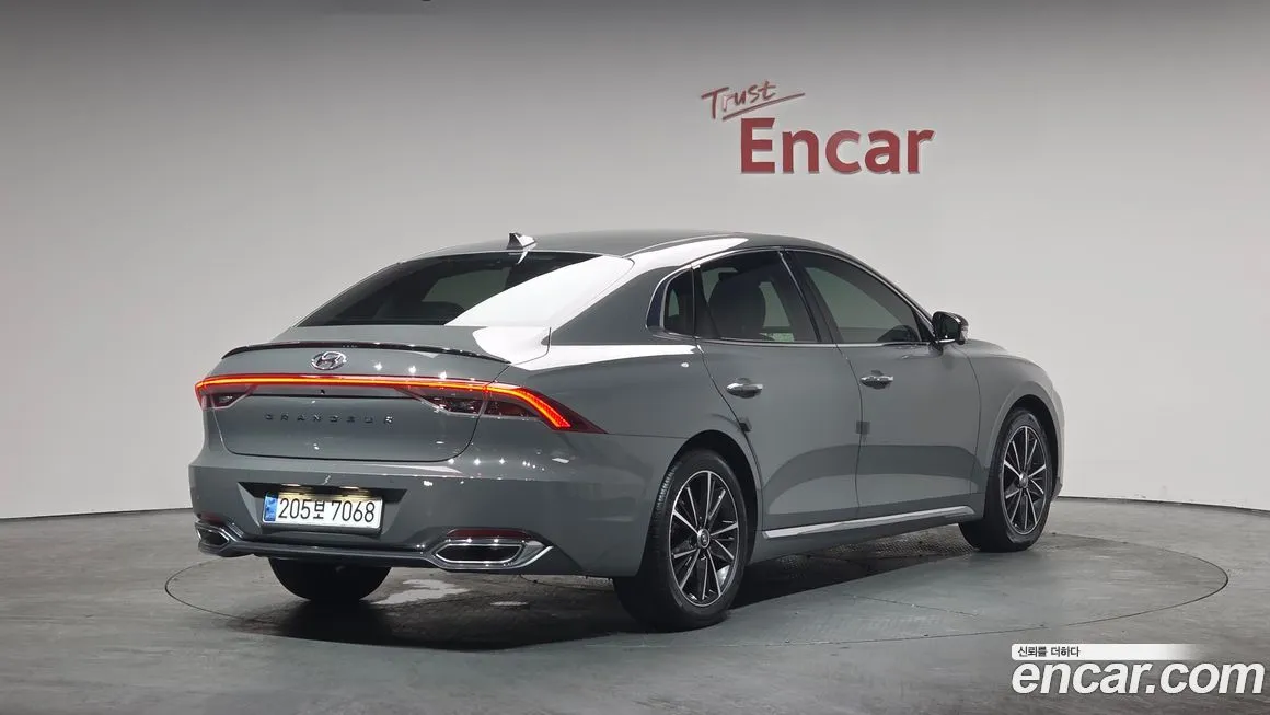 Hyundai Grandeur 2022 из KR, фото 8