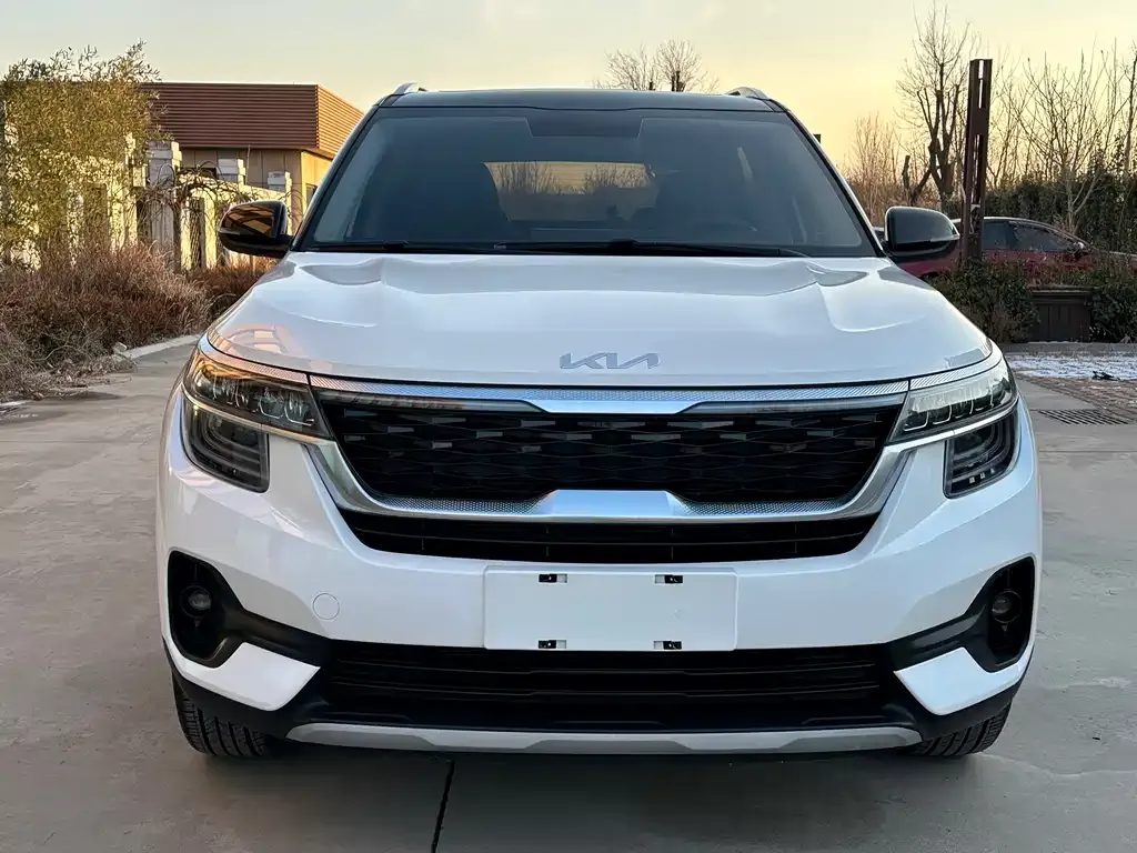 Kia KX3 2022 из CN, фото 10