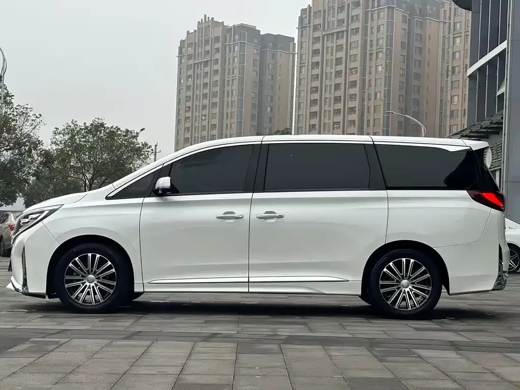 GAC Motor Trumpchi M8 — фото 6