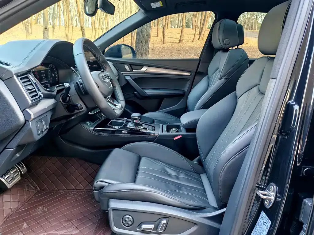 Audi Q5L 2024 из CN, фото 6