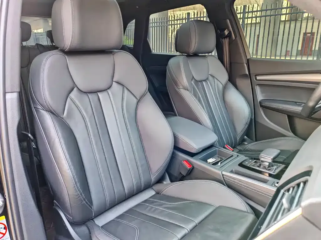 Audi Q5L 2024 из CN, фото 5